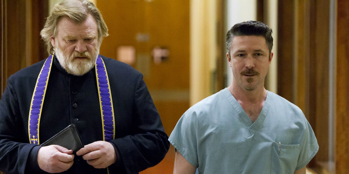 Brendan Gleeson and Aidan Gillen walking through a hospital in Calvary.