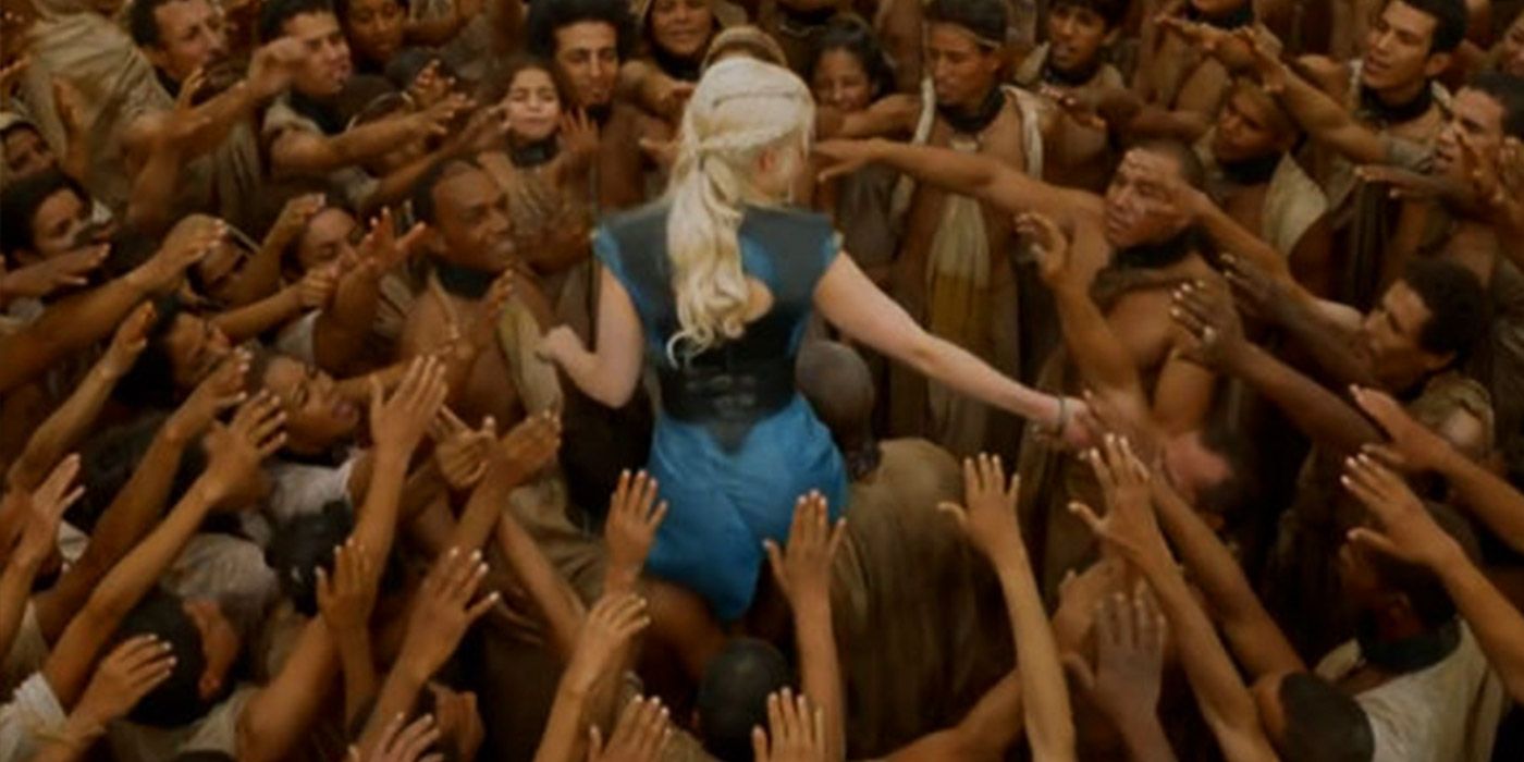 Daenerys Helpin Meereen Slaves