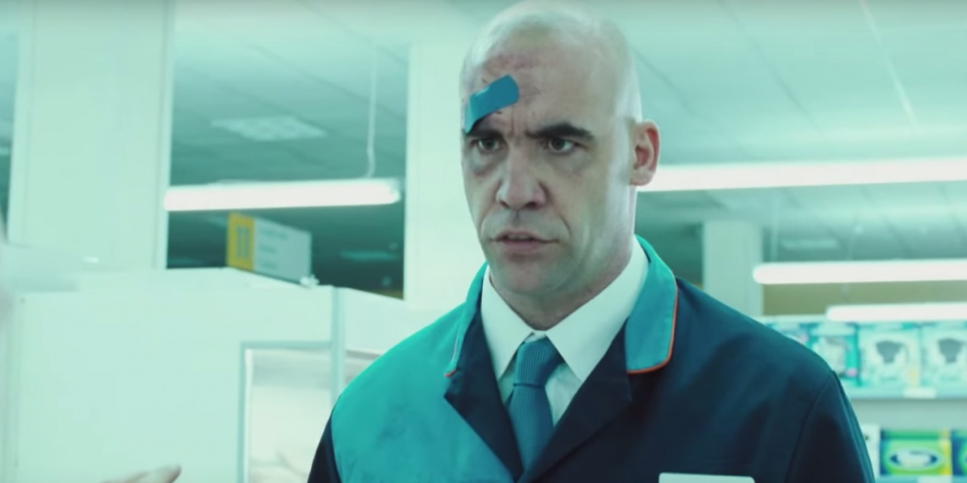 Michael Armstrong with a Band-Aid on his head in Hot Fuzz