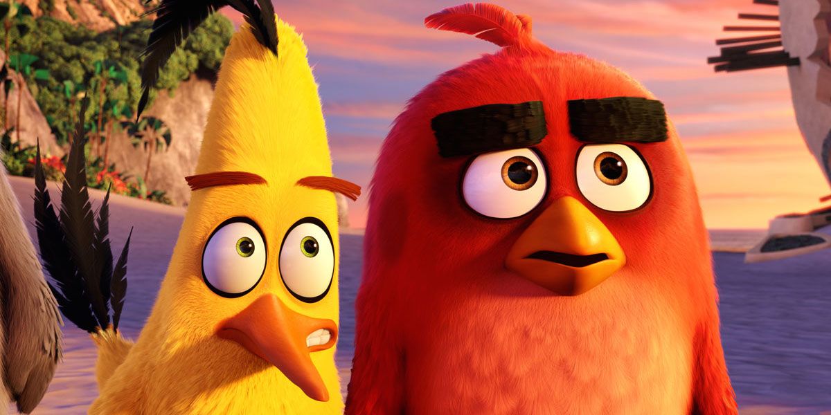 A yello bird and a red bird looking surprised in The Angry Birds Movie