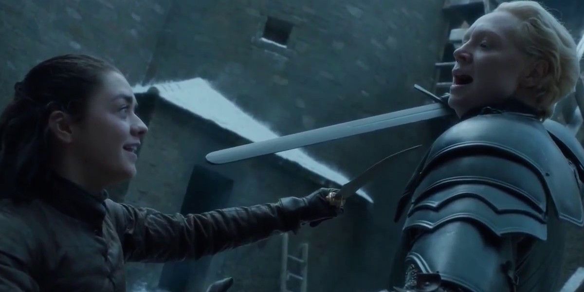 Arya and Brienne sword fighting