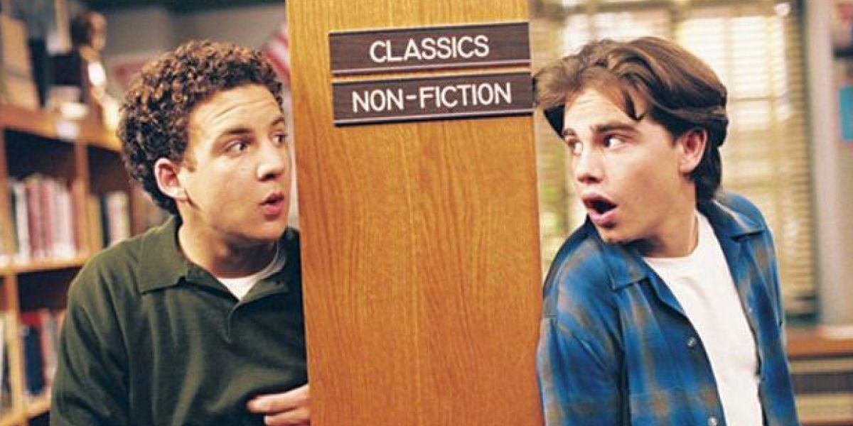 Ben Savage as Cory Matthews and Rider Strong as Shawn Hunter in Boy Meets World