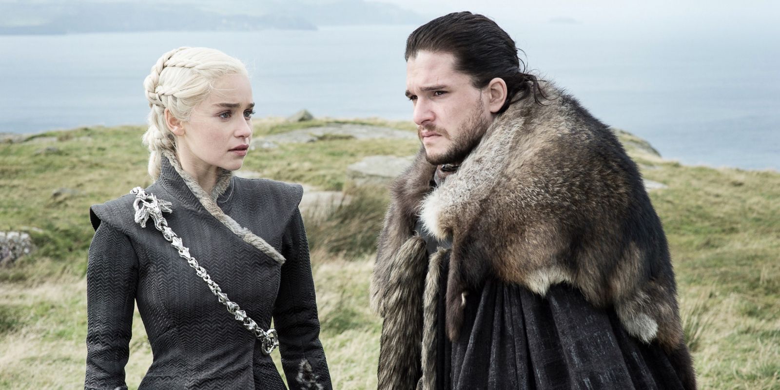 Emilia Clarke and Kit Harington in Game of Thrones Season 7 Episode 5