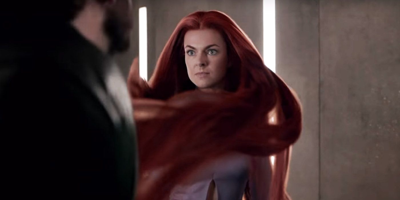 Medusa uses her hair against a threat in Inhumans