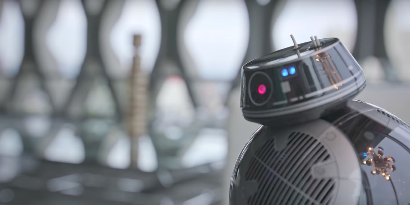 BB-9E: What We Know About BB-8's 'Evil Twin'
