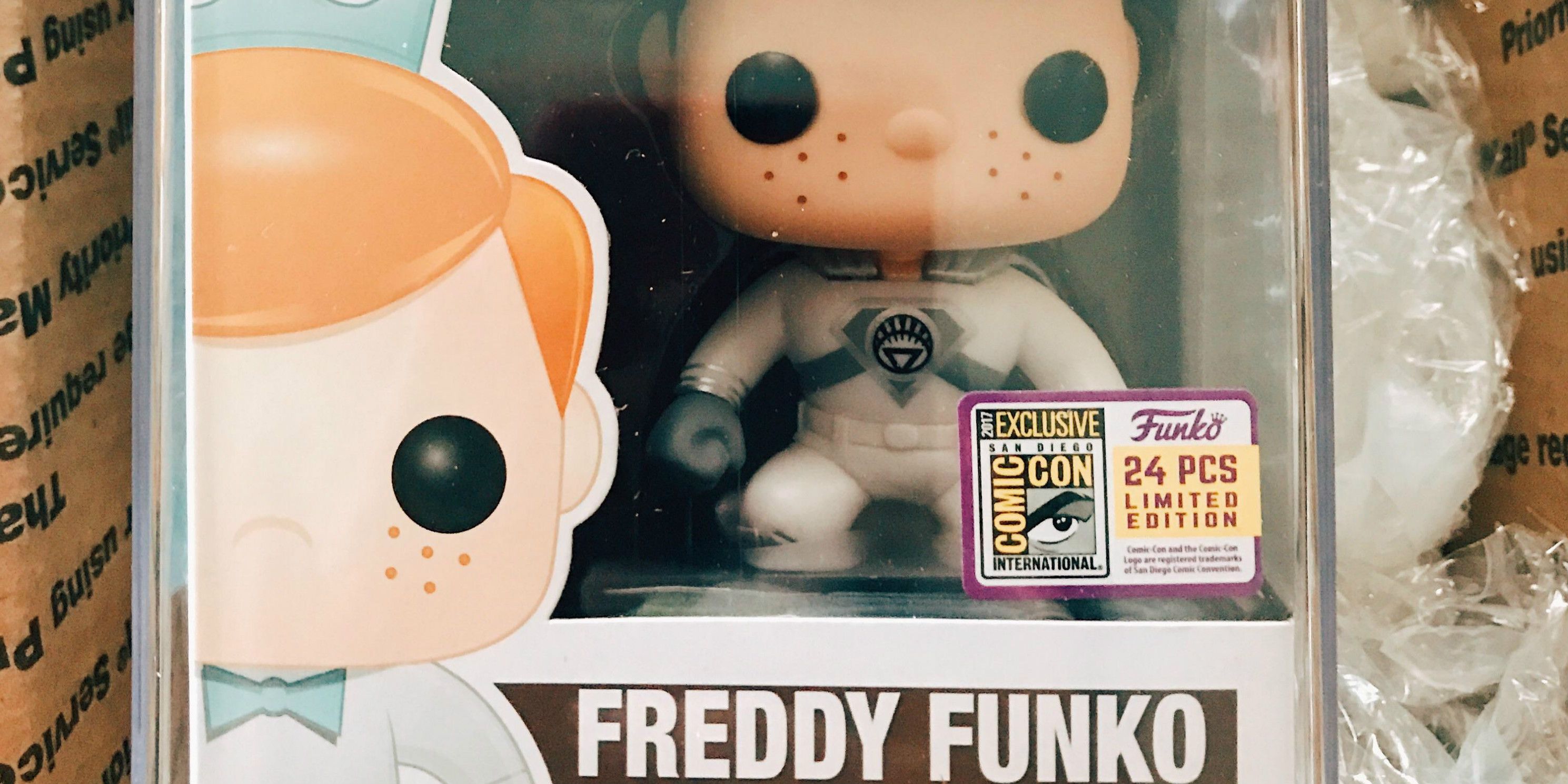 Freddy Funko White Lantern Superman Funko Pop
