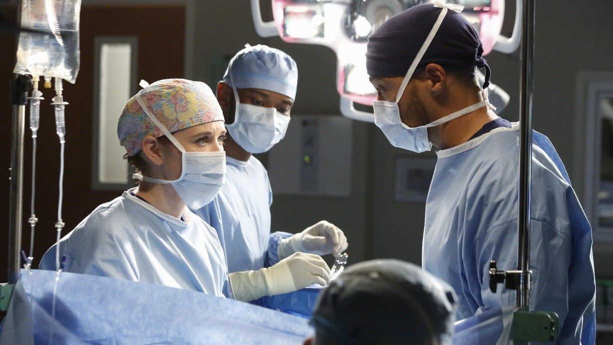 Greys Anatomy 5 Things It Got Right About A Doctors Life (& 5 Things It Got Wrong)