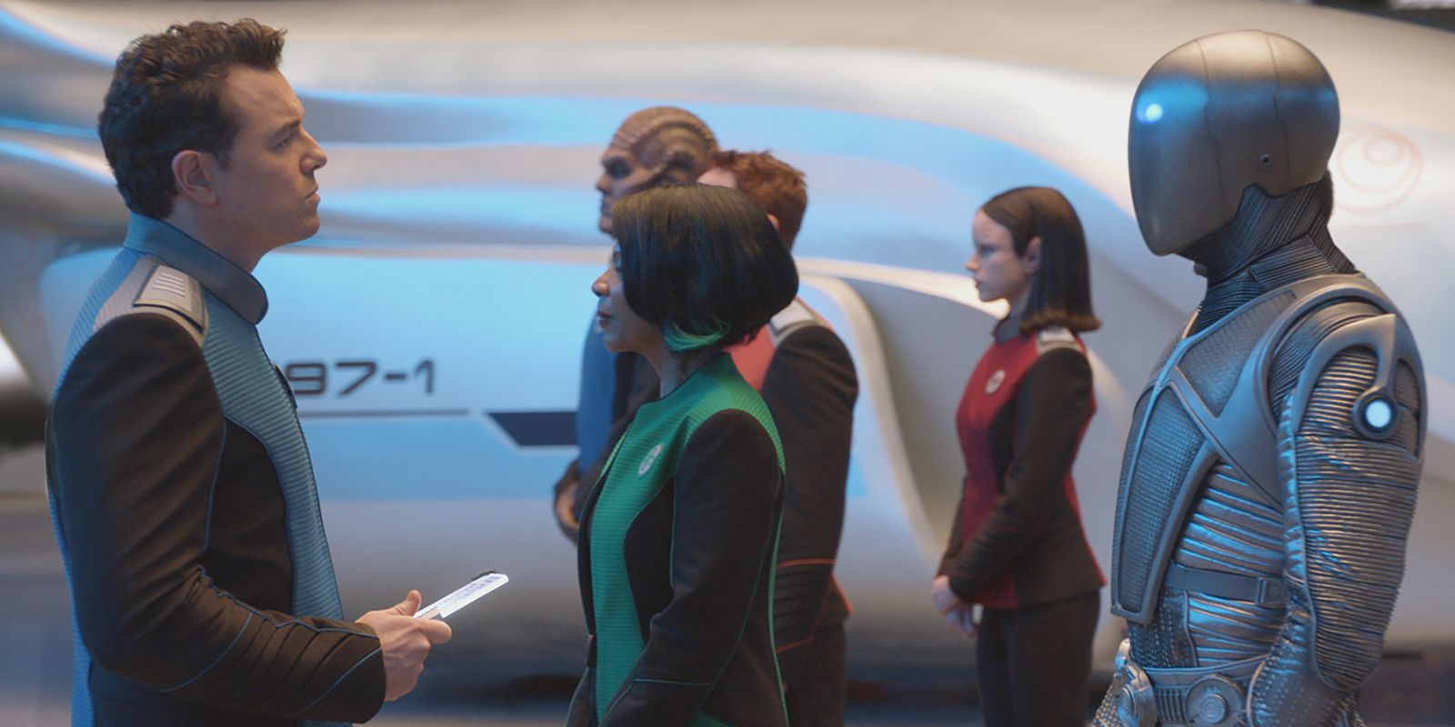 Seth MacFarlane and Penny Johnson Jerald in The Orville Series Premiere