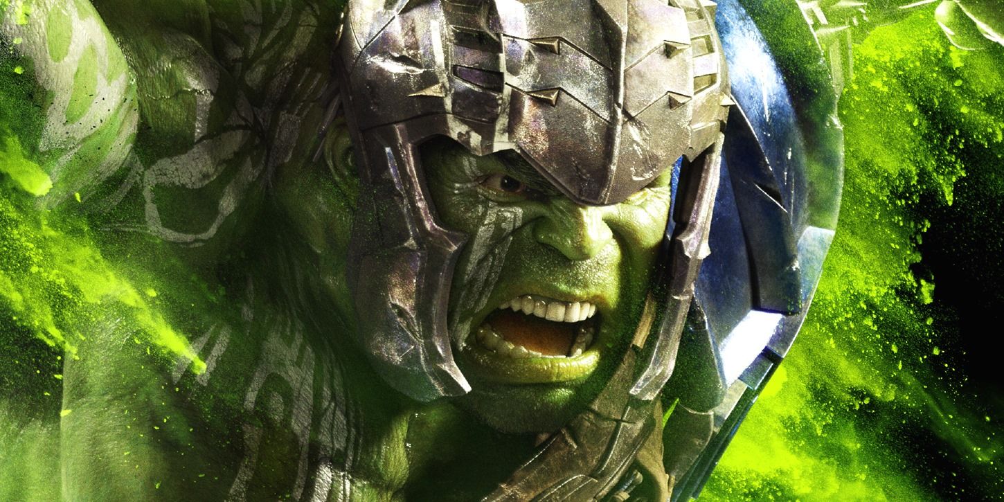 Hulk wears army as he yells in a promotional image for Thor: Ragnarok