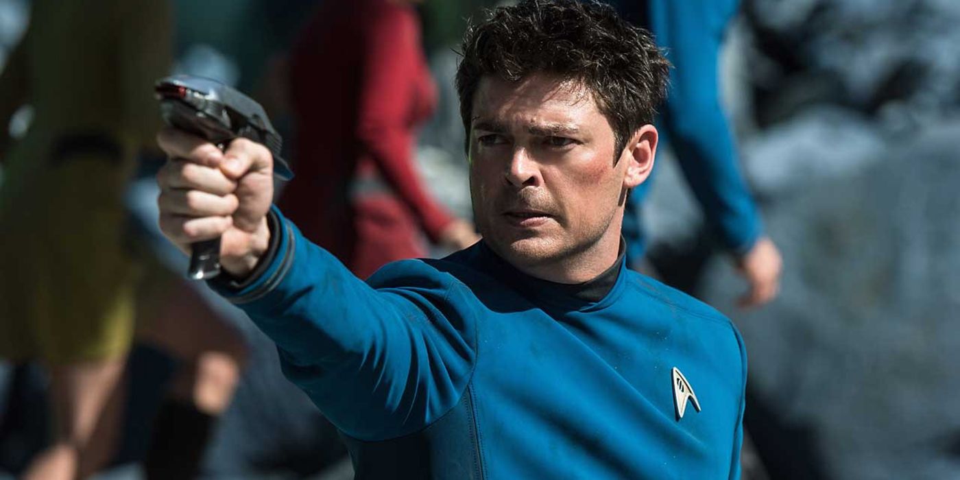 Karl Urban Bones McCoy Star Trek Beyond