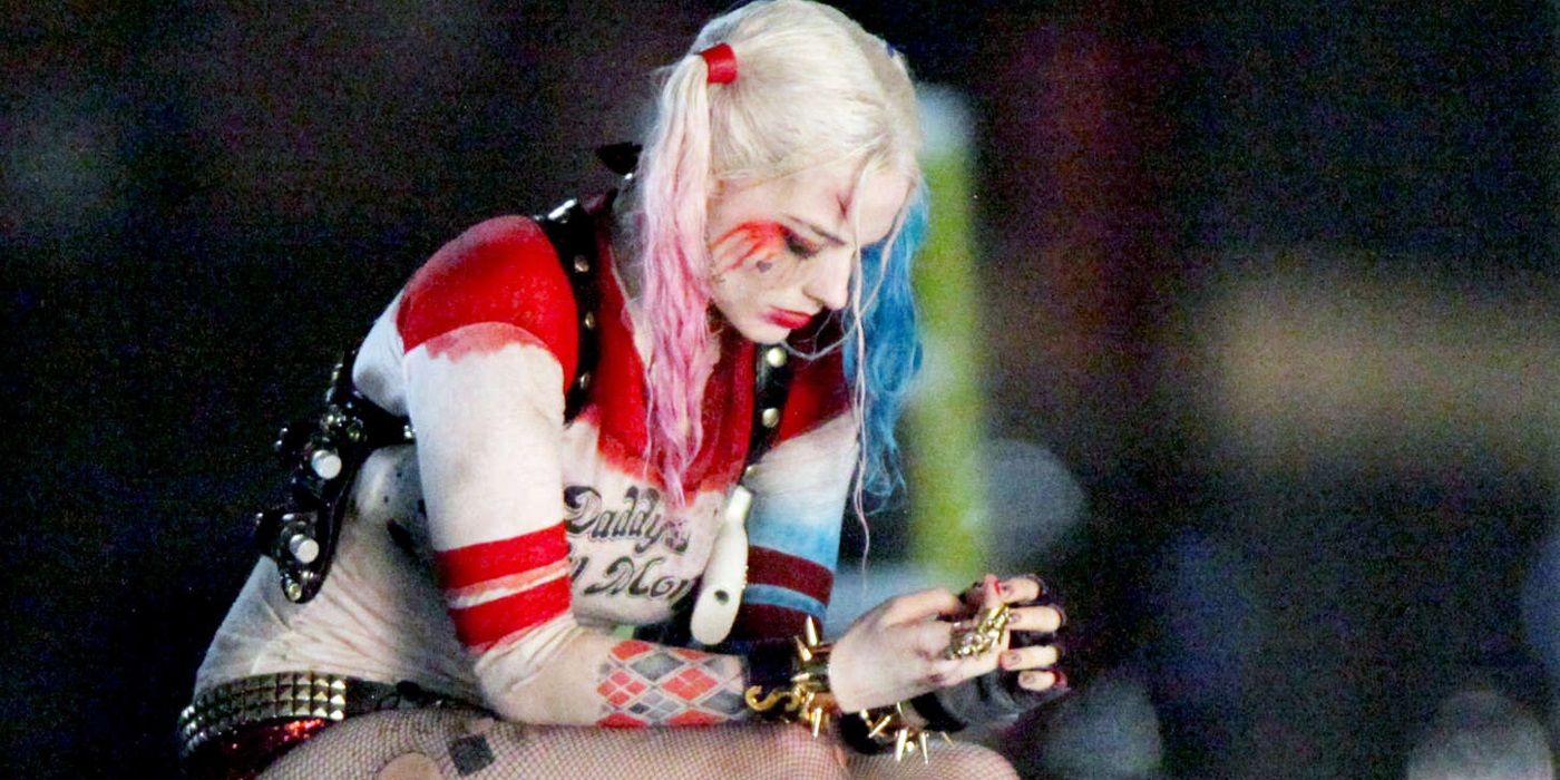 Margot-Robbie-as-Harley-Quinn-in-Suicide-Squad