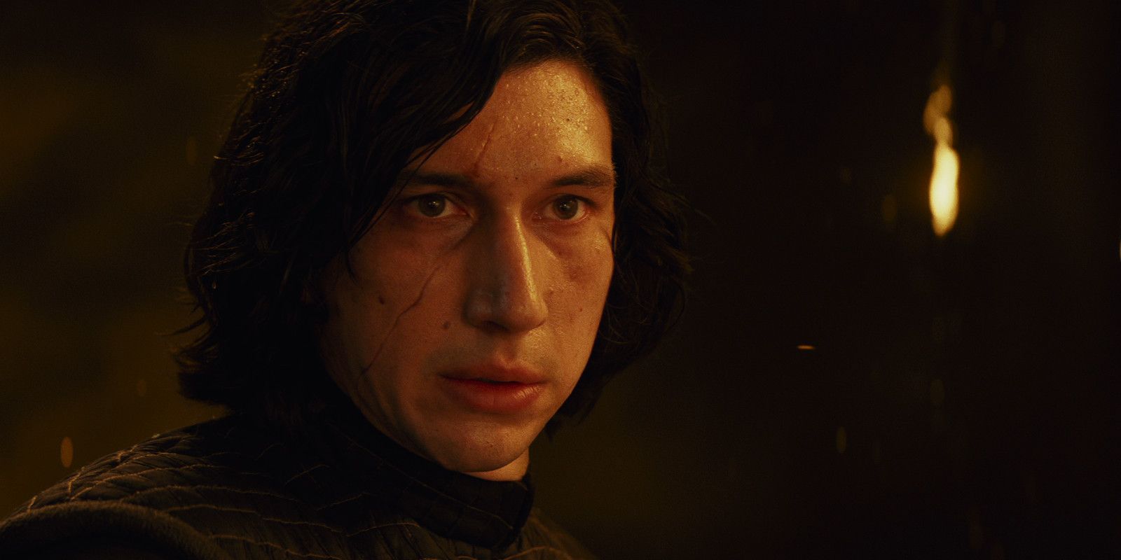 Star Wars: What’s On Kylo Ren’s Face in The Last Jedi Trailer?