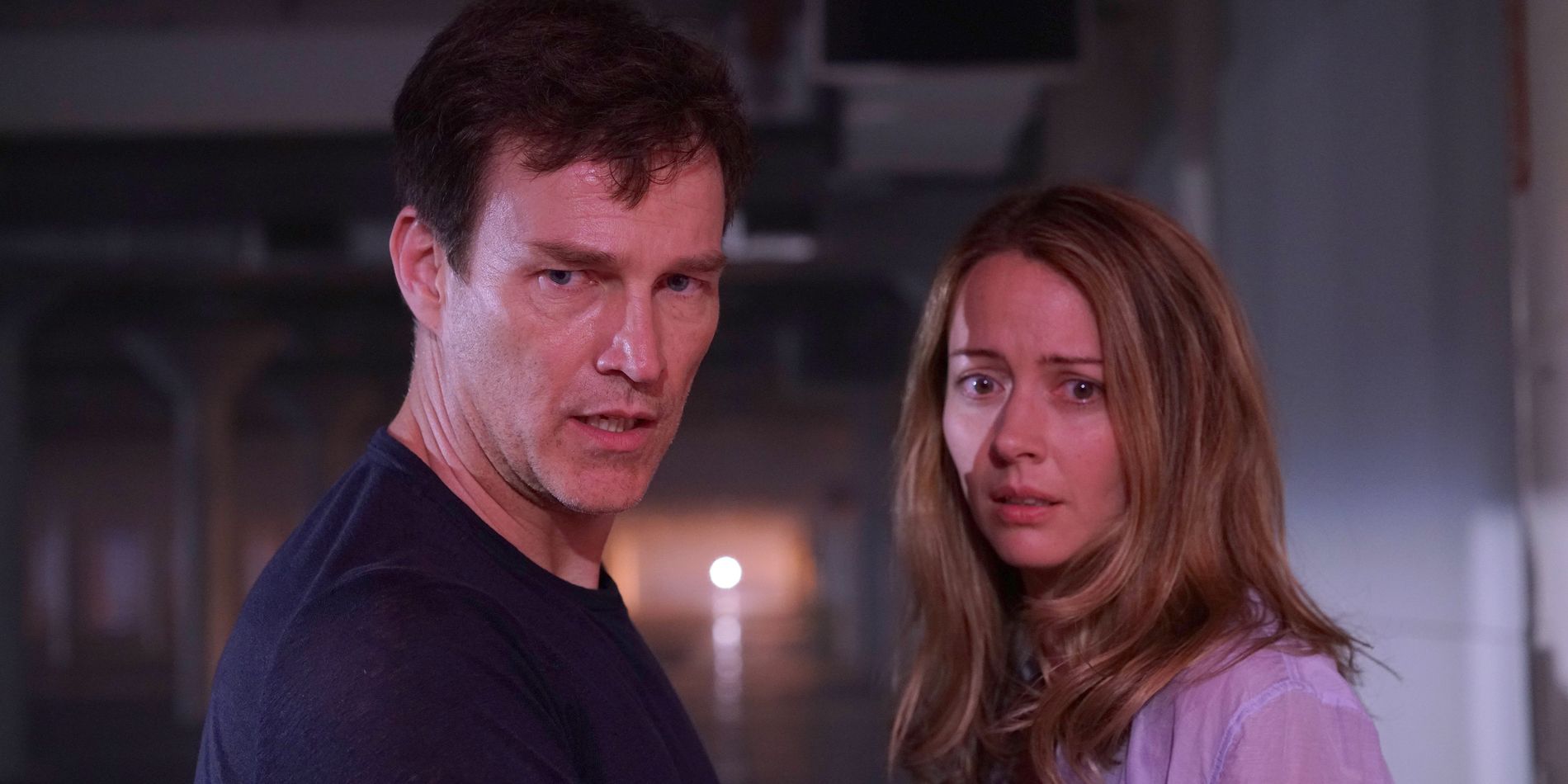 Stephen Moyer and Amy Acker in The GIfted