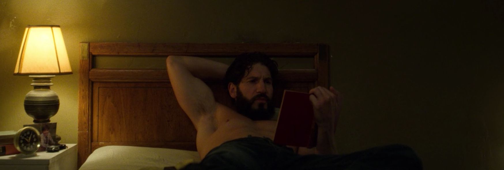 Frank Castle Reading in The Punisher Episode 1