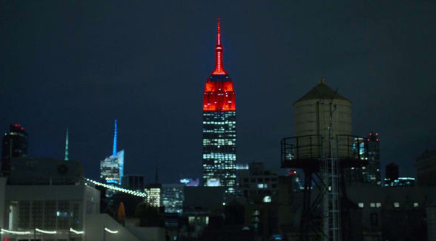 Red Empire State Building in The Defenders