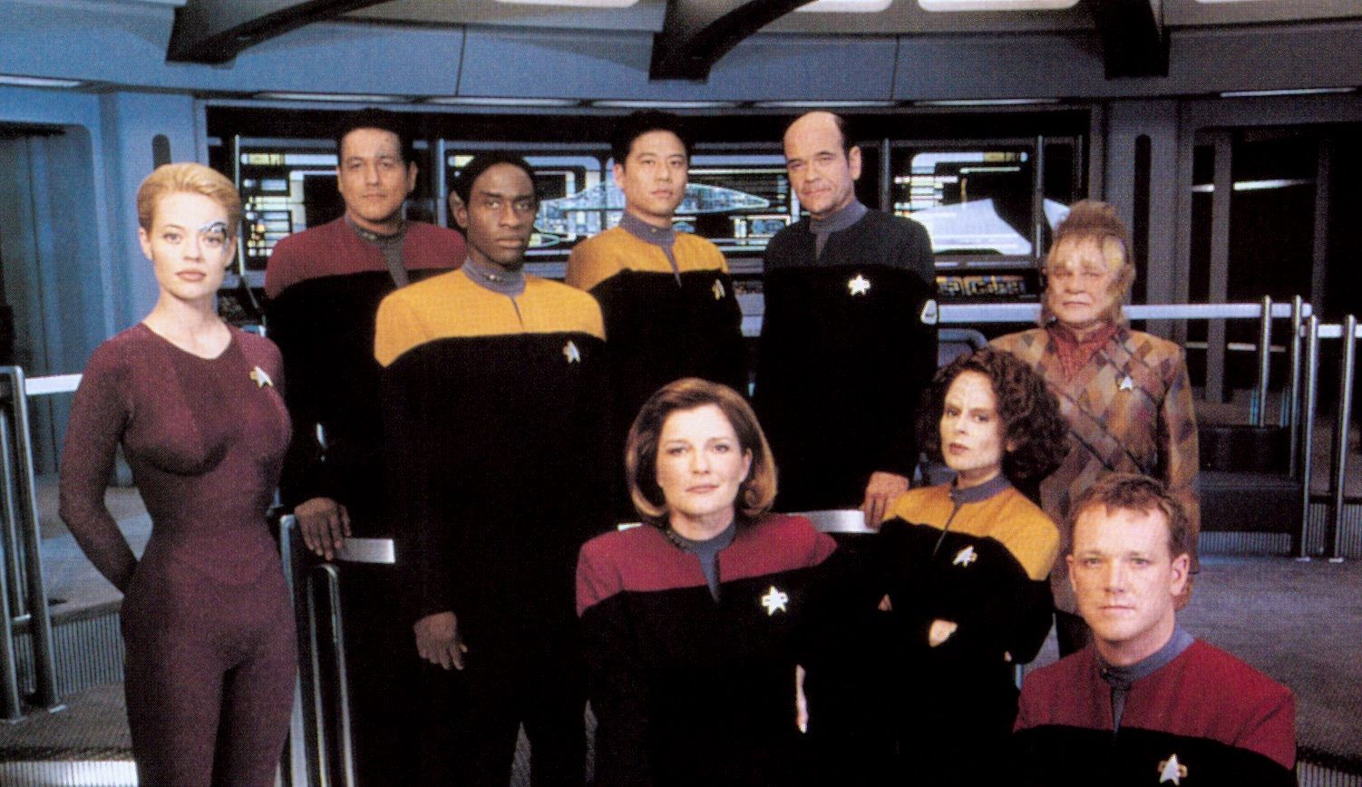 Star Trek VOyager Crew