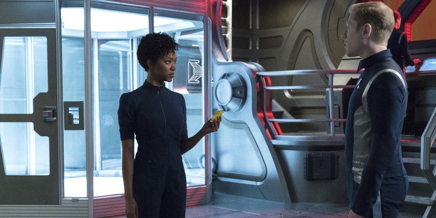 Sonequa Martin-Green as Michael Burnham and Anthony Rapp as Stamets in Star Trek Discovery