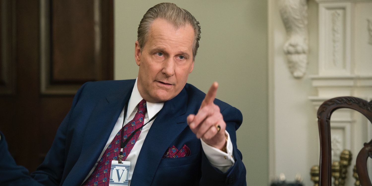 Jeff Daniels pointing his finger in The Looming Tower