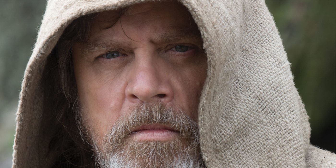 Luke Skywalker's Big Star Wars 8 Moment Explained
