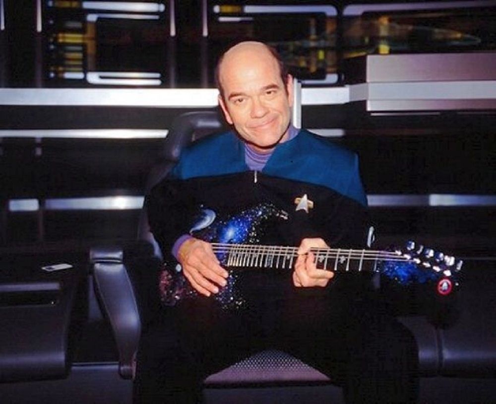Star Trek BTS Doctor Guitar