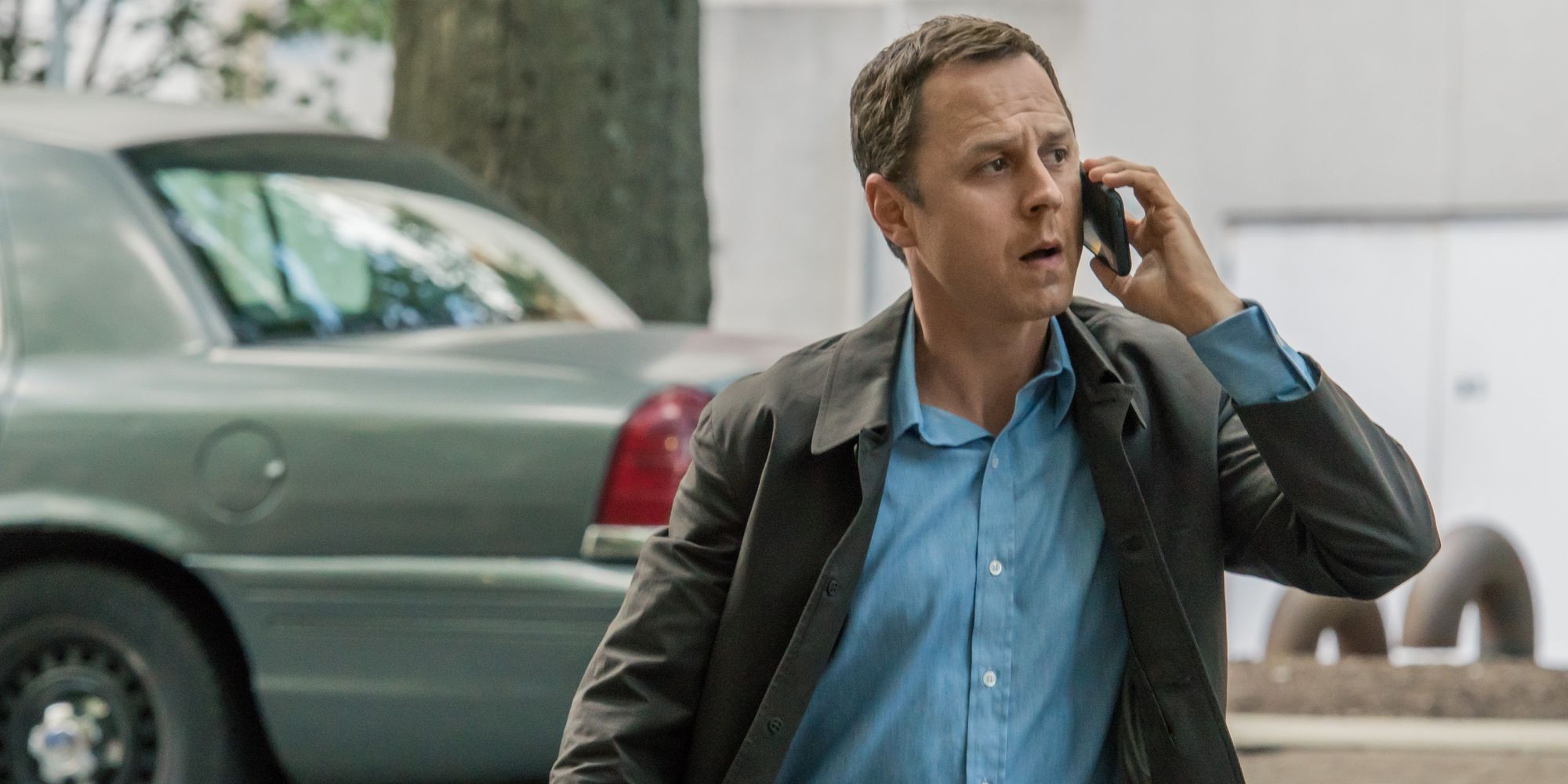 Giovanni Ribisi in Sneaky Pete Season 2