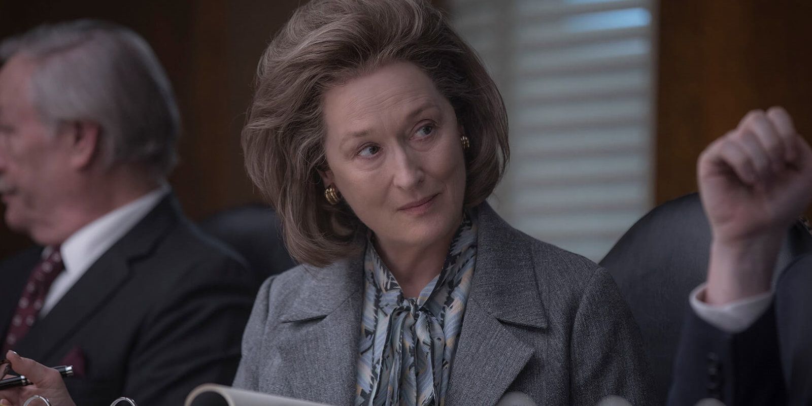 Meryl Streep in an office in The Post