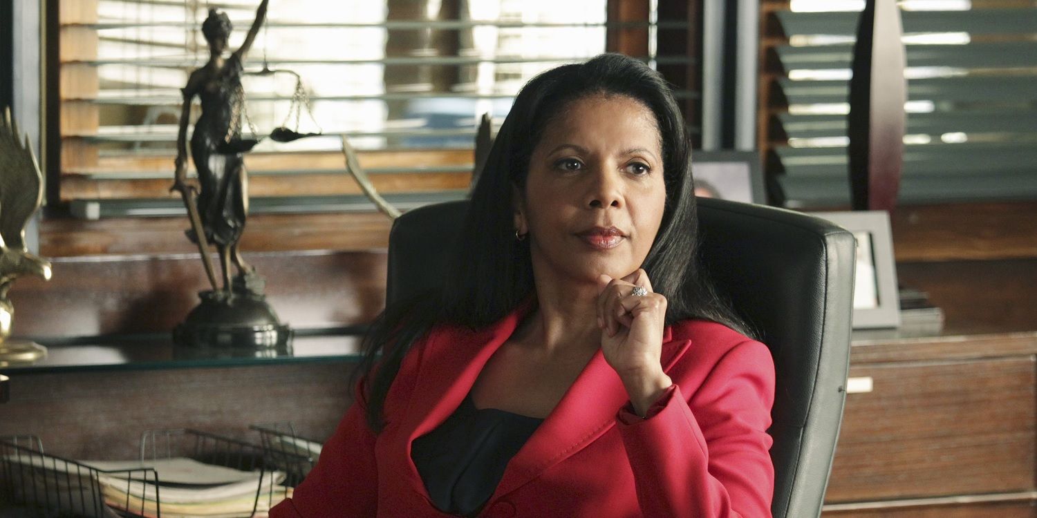 Penny Johnson Jerald as Captain Victoria Gates ABC Castle.