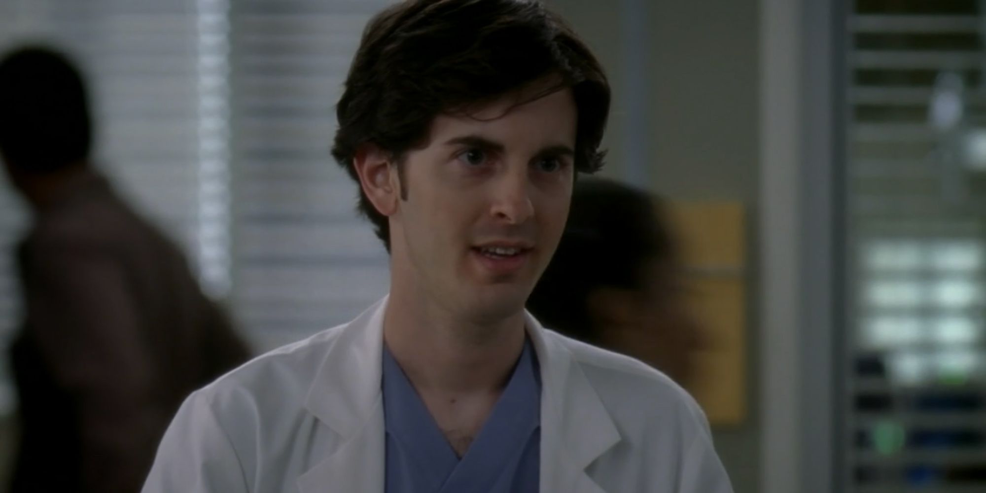 The intern STEVE MOSTOW in GREYS ANATOMY