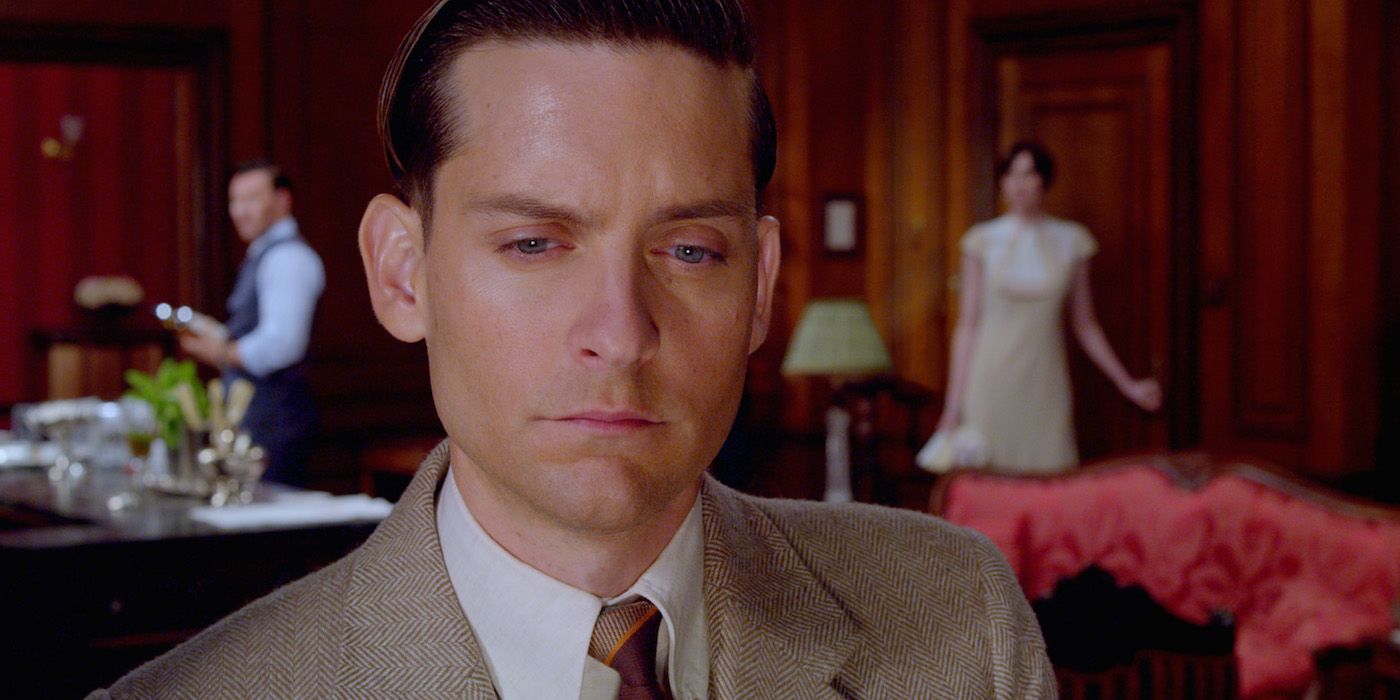 Tobey Maguire as Nick in The Great Gatsby