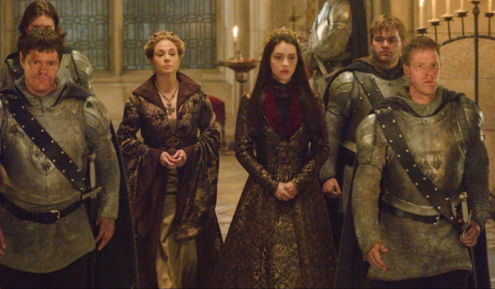 Catherine and Mary in Reign S2E09