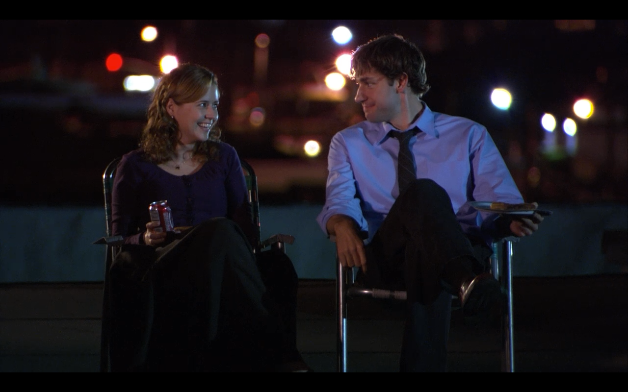Jenna Fisher and John Krasinski as Jim Halpert and Pam Beasley in The Office