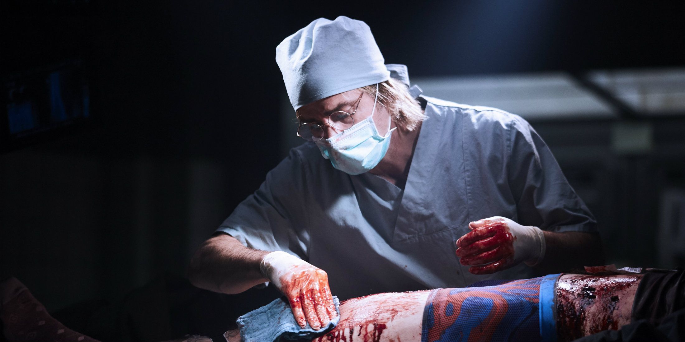 Justin Theroux in Mute
