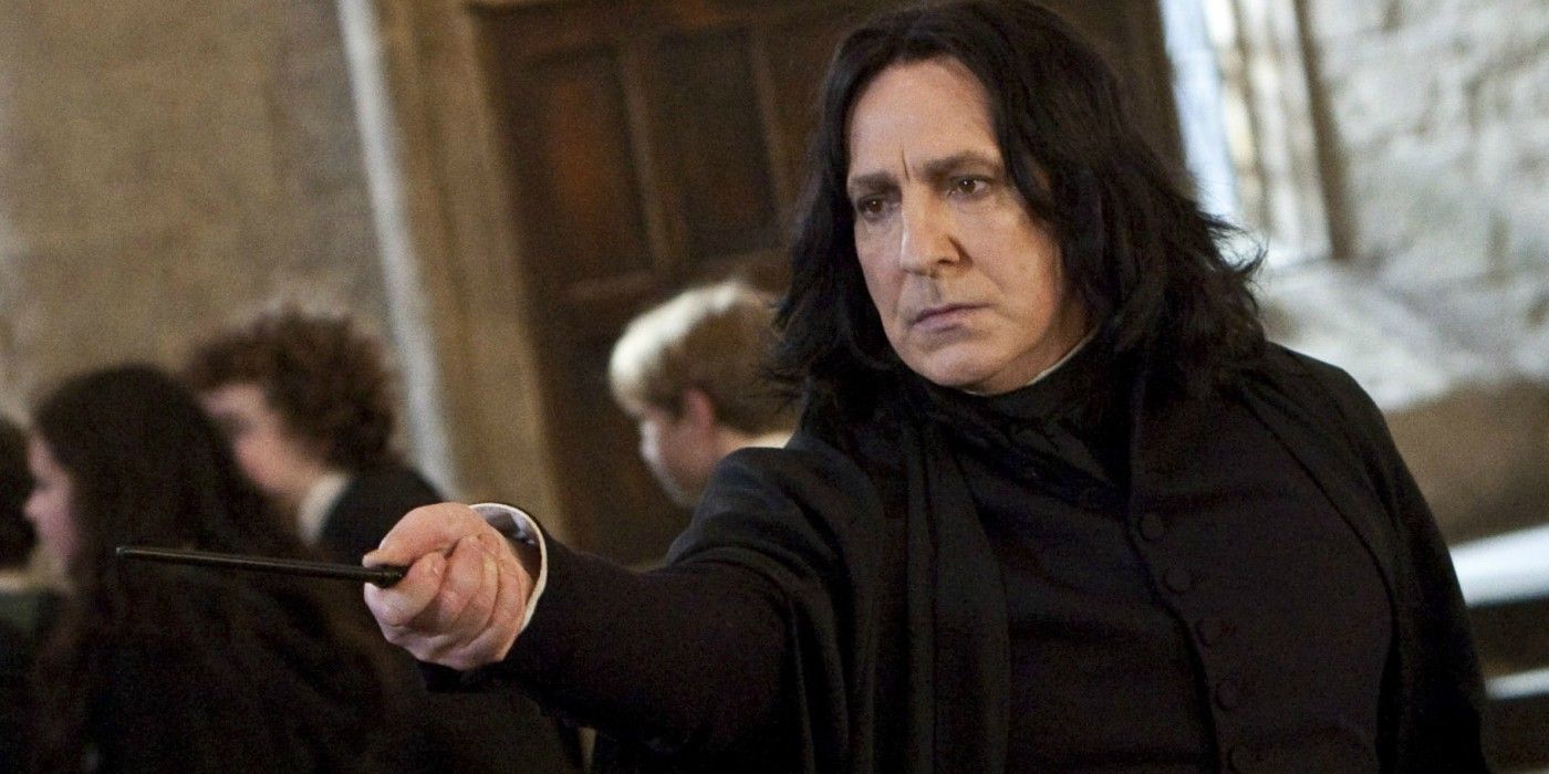 Snape raises his wand in Harry Potter