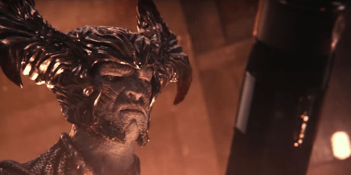 Justice League: Steppenwolf's Exposed Butt Spotted by Eagled Eyed Fan