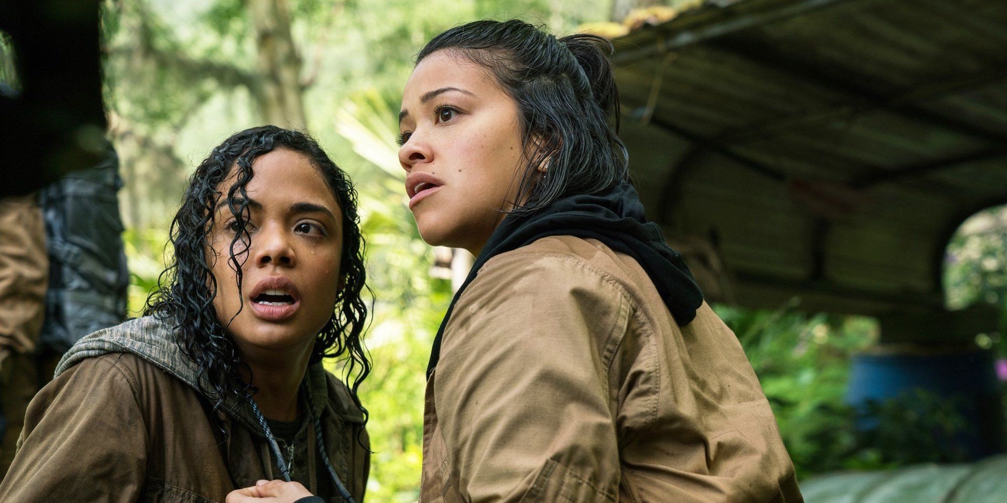 Josie and Anya looking scared in Annihilation