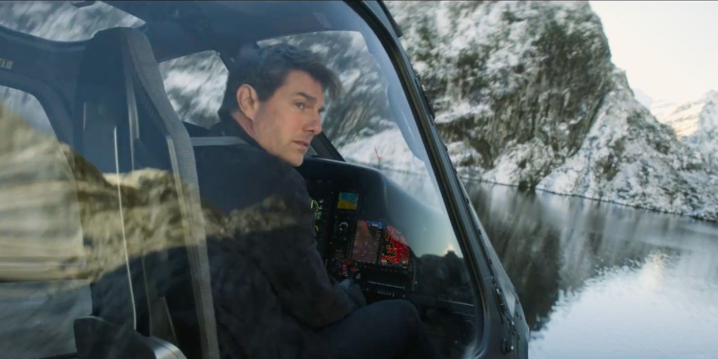 Tom Cruise flying helicopter in Mission Impossible Fallout