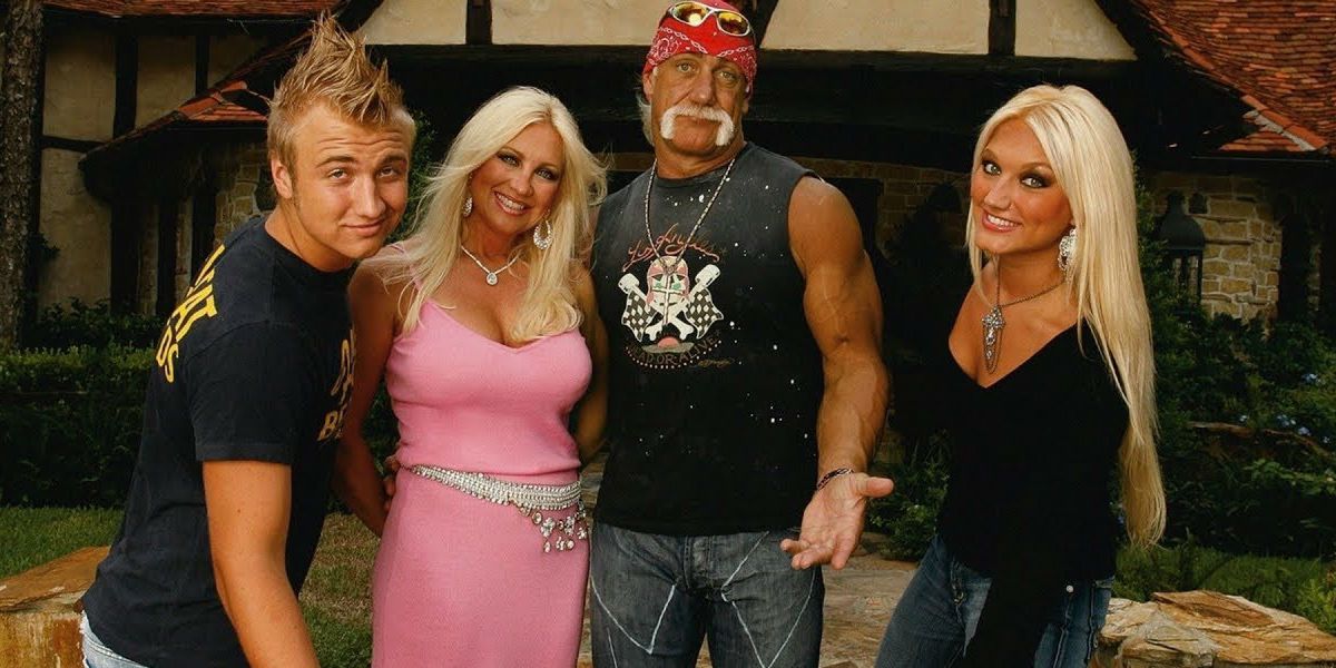 Hogan Knows Best - family photo