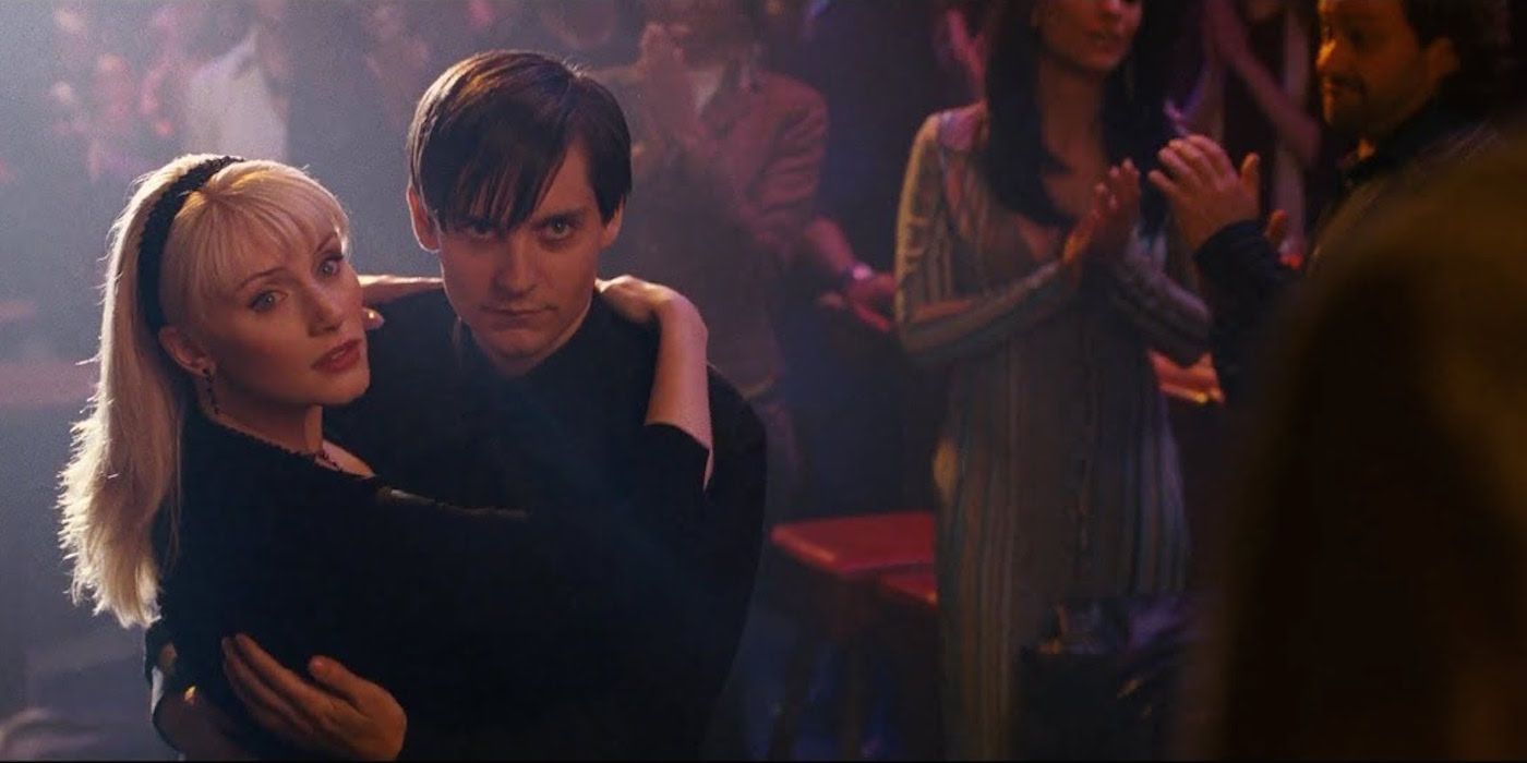 Tobey Maguire dances with Bryce Dallas Howard in Spiderman 3