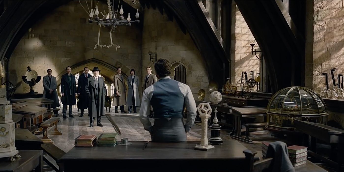 Aurors and Dumbledore in Fantastic Beasts The Crimes of Grindelwald