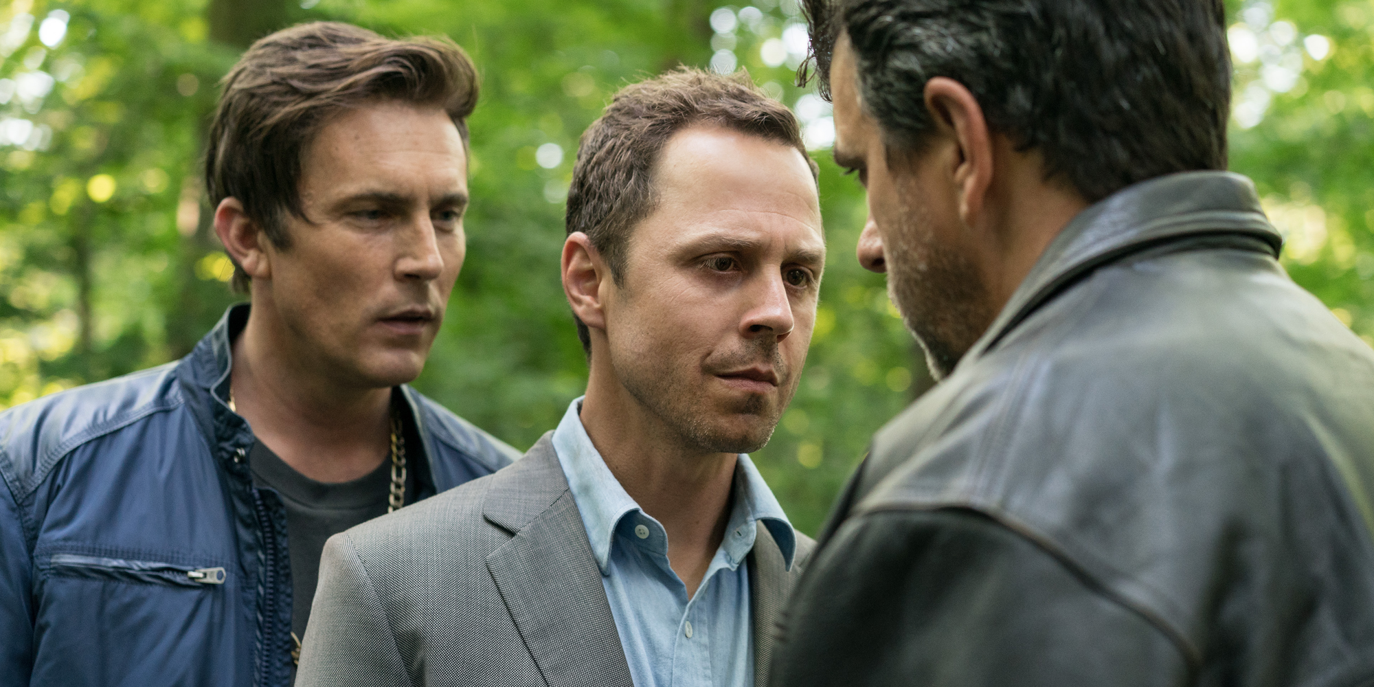 Sneaky Pete Review: A Fun Season 2 Makes Great Use Of An Excellent Cast