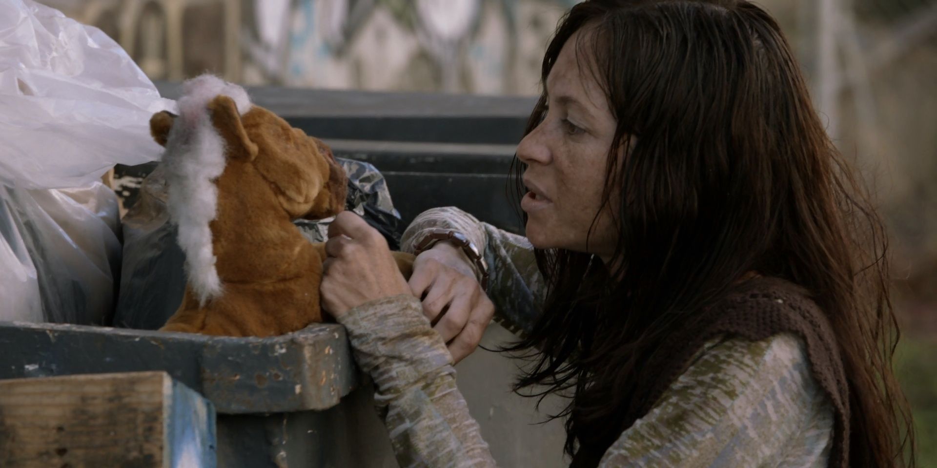 Homeless Woman in Sons of Anarchy