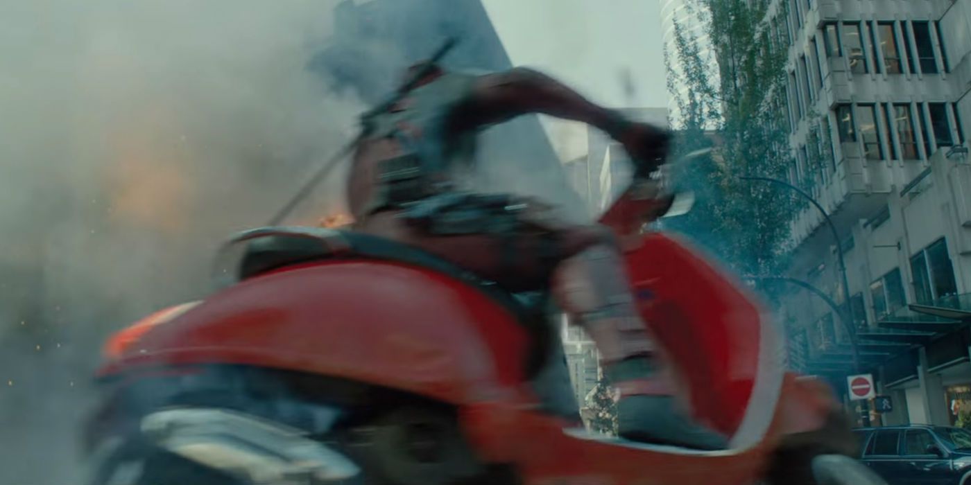 Deadpool 2 - Red Vespa