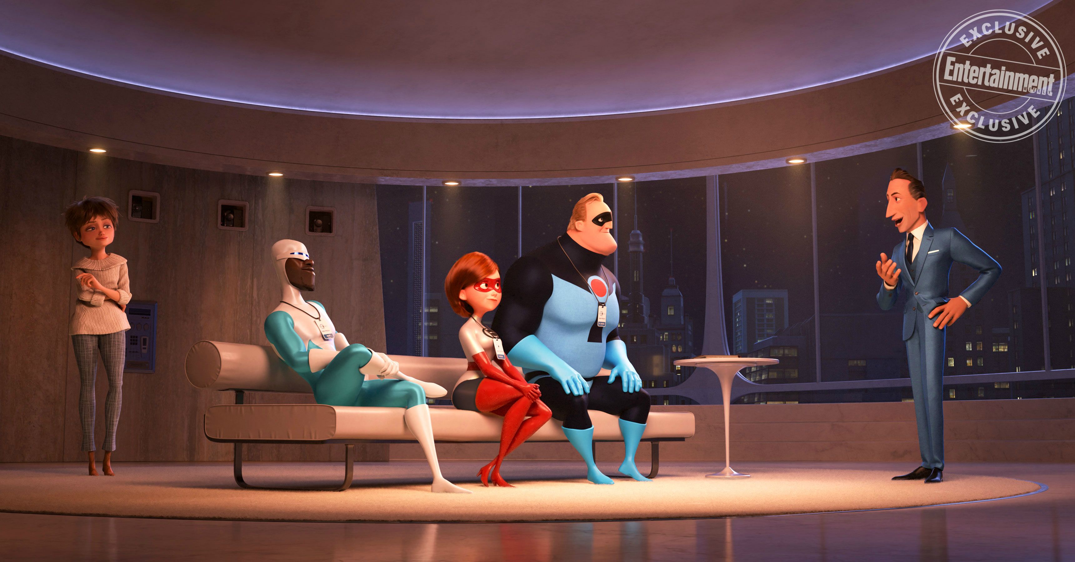 Frozone hangs out with other supers in incredibles 2