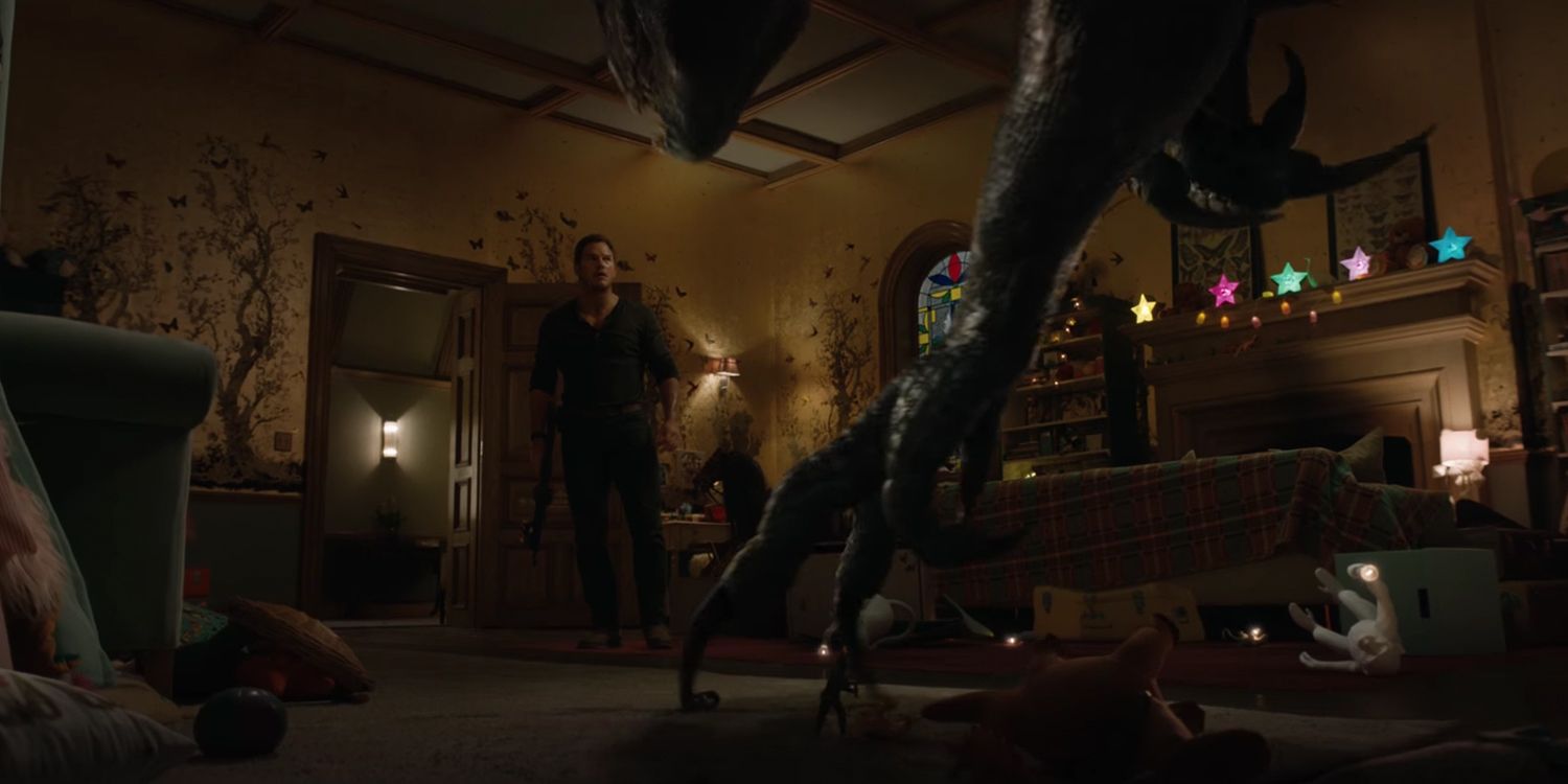 Jurassic World 2 59 Chris Pratt and Indoraptor