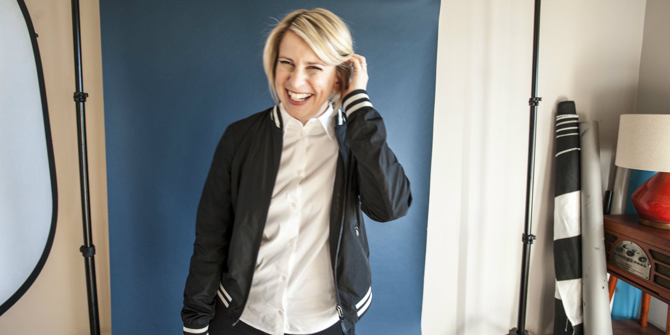 Netflix Picks Up Liz Feldman Dark Comedy Series Dead to Me