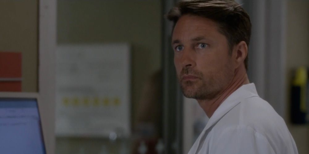 Nathan Riggs gives himself a lunch break after operating on Sheila in Grey's Anatomy