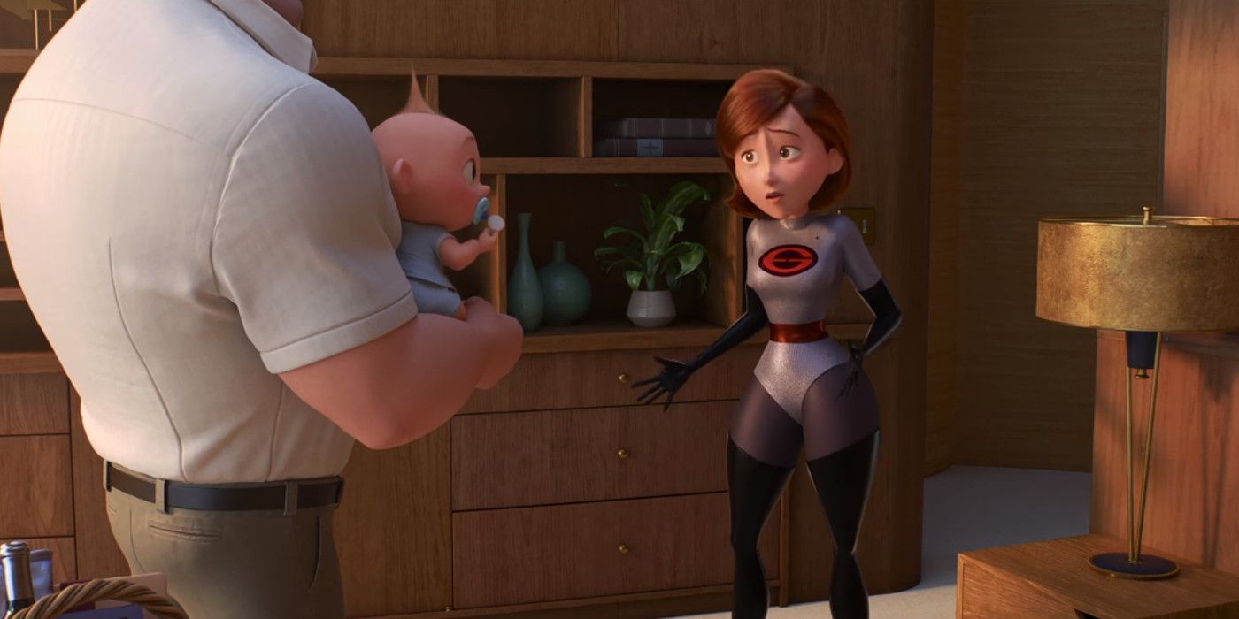Elastigirl in her new costume in The Incredibles II 