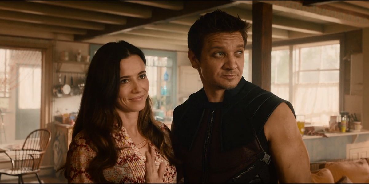 Clint and Laura Barton in Avengers Age of Ultron MCU