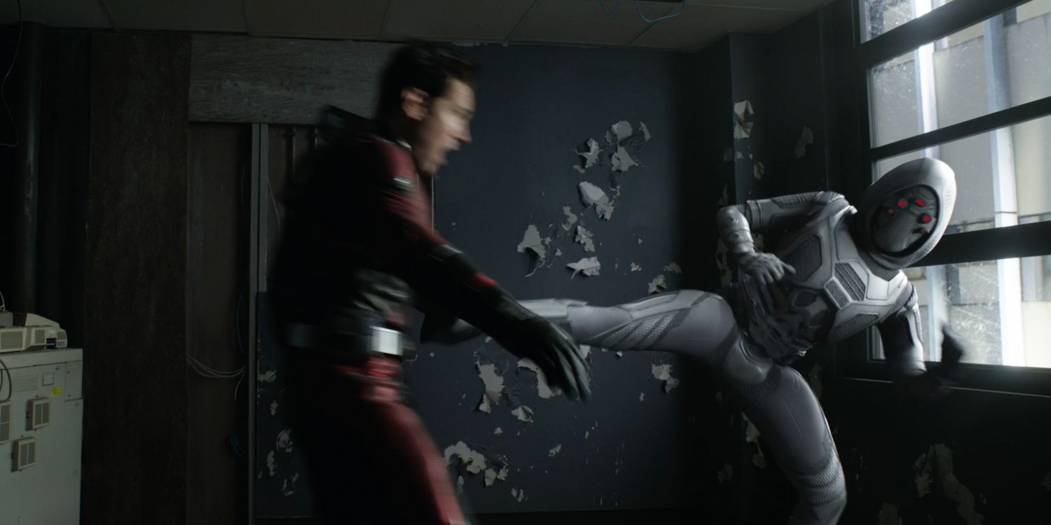 Ghost vs Scott Lang in Ant-Man and the Wasp
