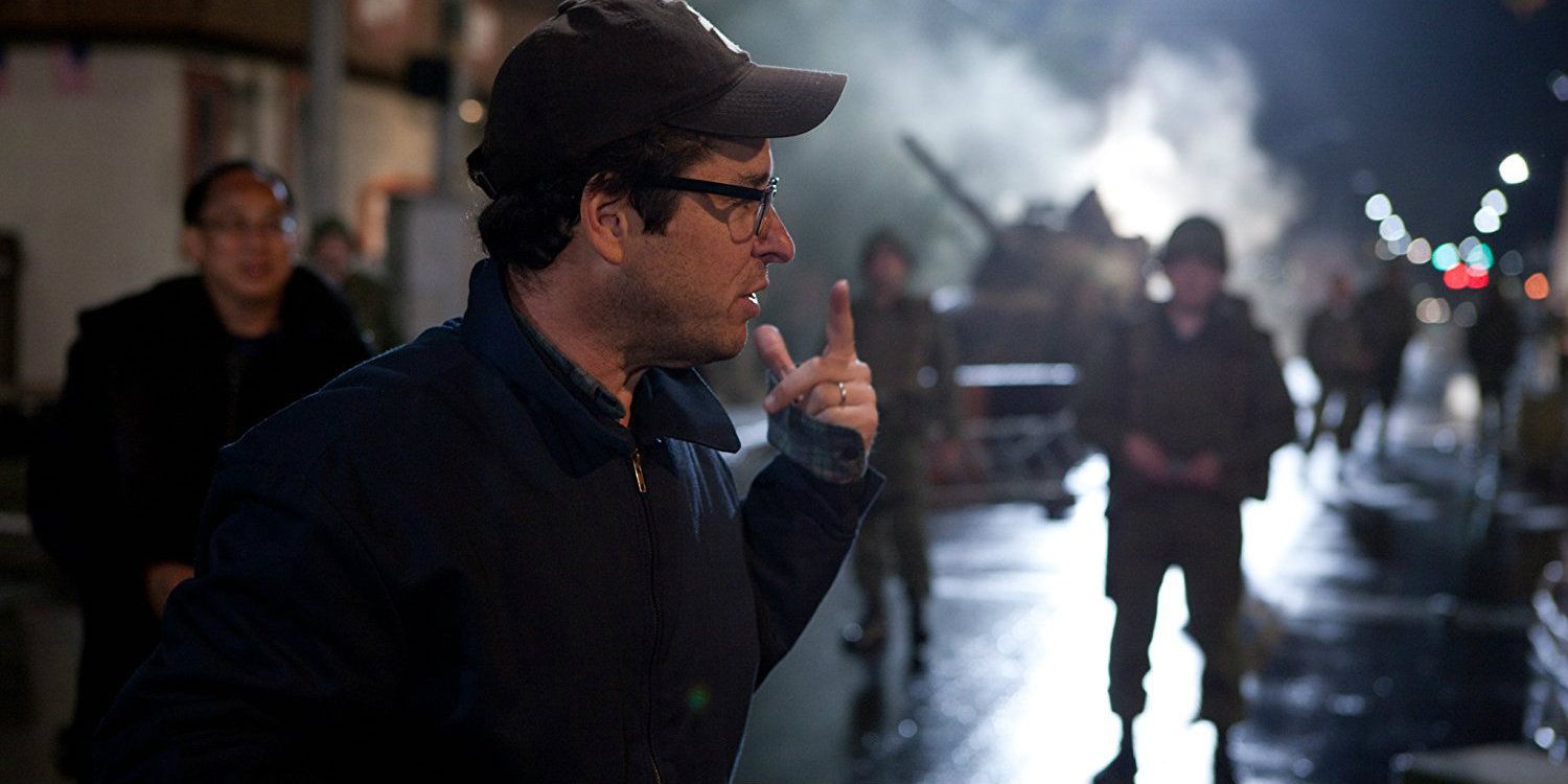 JJ Abrams on the Super 8 set
